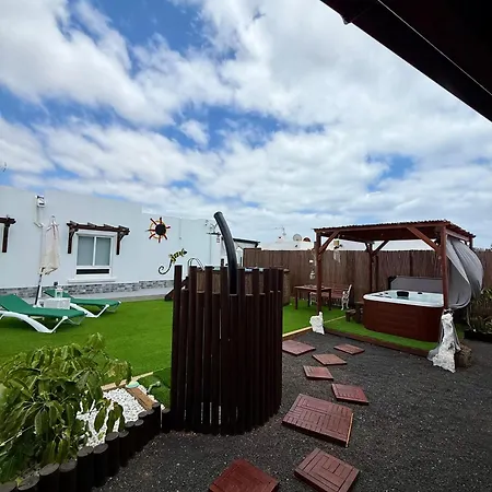 Y Lofts Makana בית הארחה *