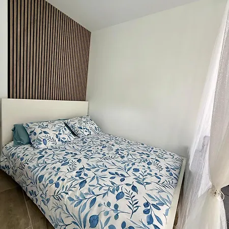 Y Lofts Makana